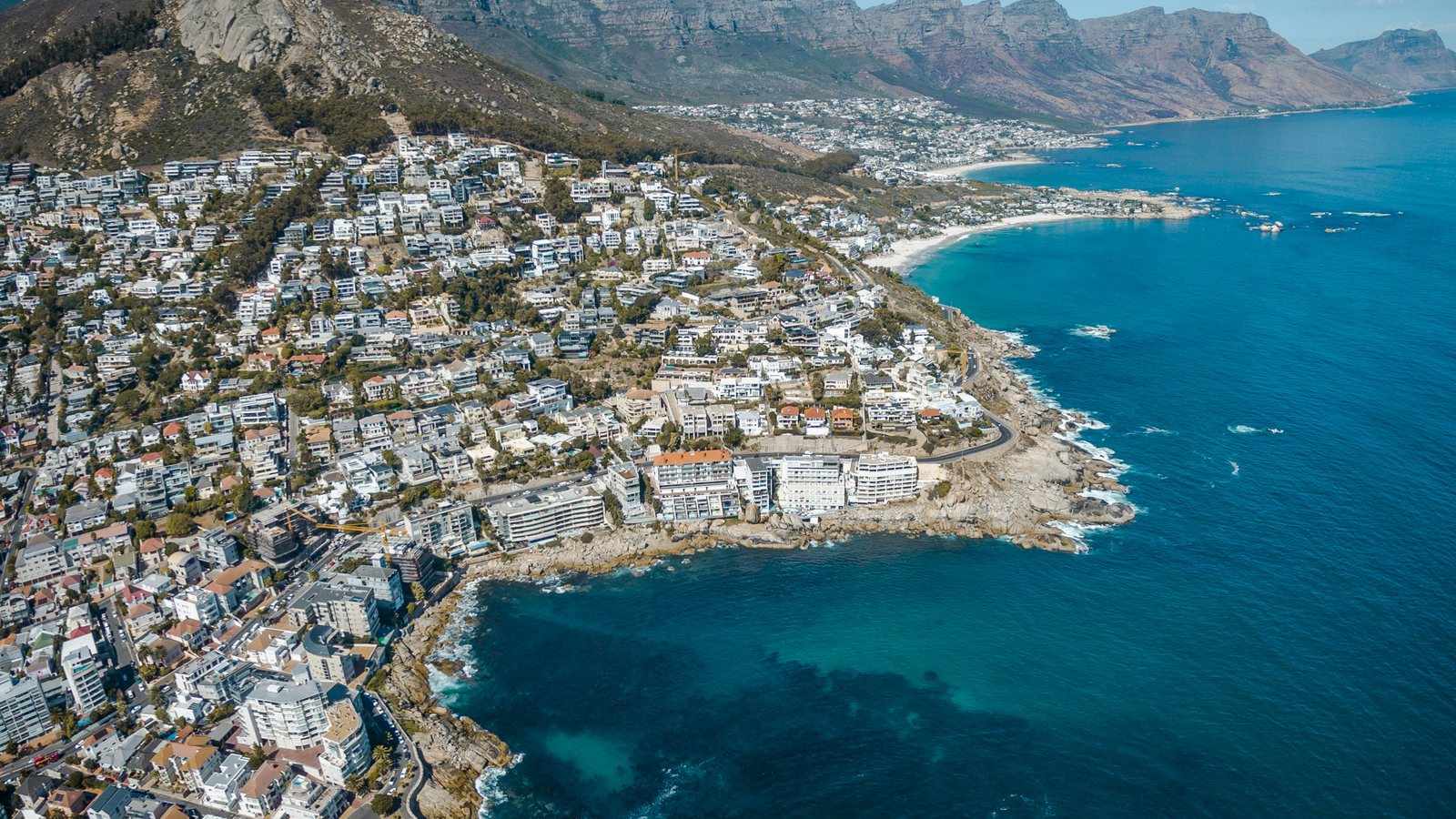 Homes along the Cape Town Atlantic coastline